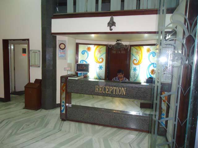 Hotel Rising Sun, Akola 3